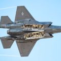 F-35Aのウェポンベイ内搭載量アップ、対空戦闘能力を50％向上させる新兵器｢Sidekick｣完成！