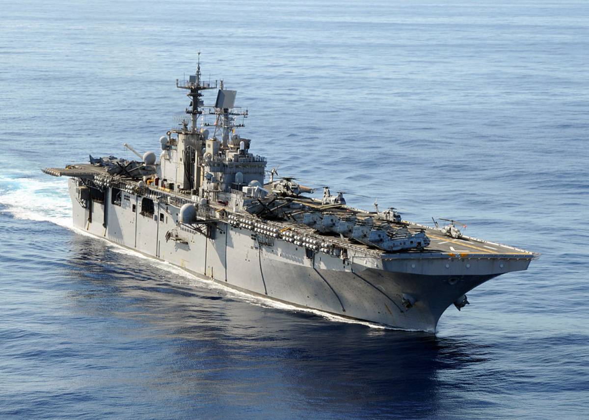 本当にツイてない 不幸続きの米海軍 今度は強襲揚陸艦 イオー ジマ が火災で損傷