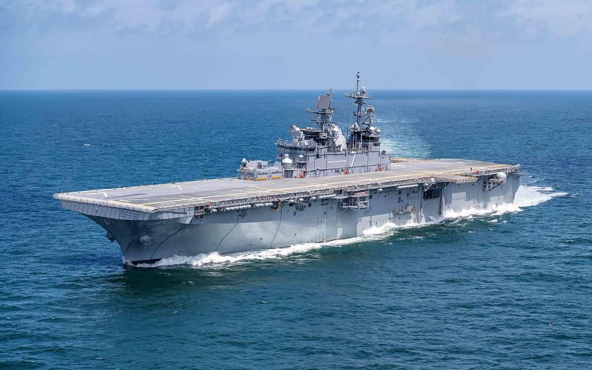 ライトニングキャリアの申し子 アメリカ級強襲揚陸艦 トリポリ が米海軍へ引き渡される