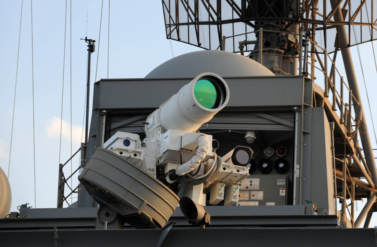 ドイツ海軍 艦艇搭載タイプの高出力レーザー兵器実用化に乗り出す