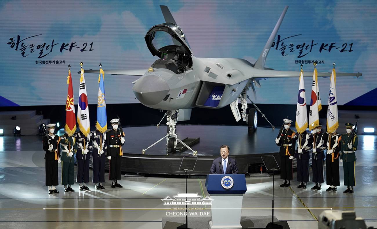 韓国が発表した次期戦闘機 Kf 21ポラメ に対する海外メディアの評価は